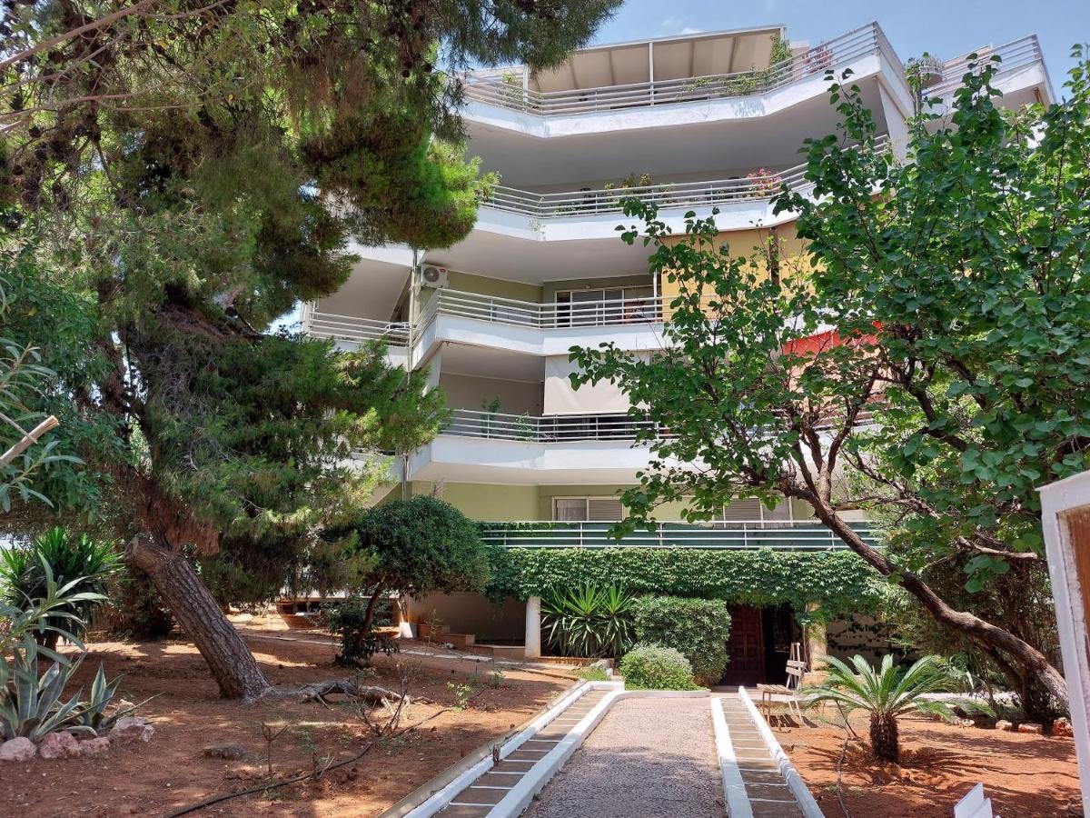 Appartamento Naiads Nest - The Garden Gem Varkiza Esterno foto
